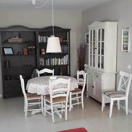 Piso Junto A Puerto Deportivo Y Playa * Estepona